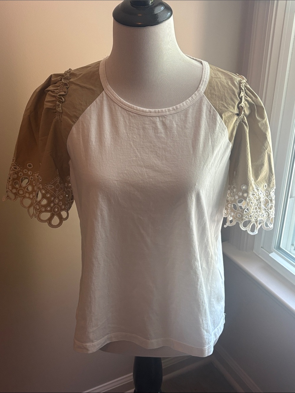 Veronica Beard Briana Short Puffed Sleeve Top Size Medium - Picture 4 of 9